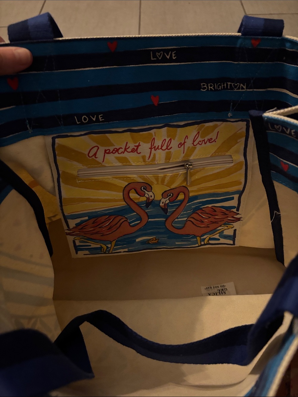Brighton Tote Heart Motif 'LOVE' - Picture 7 of 9